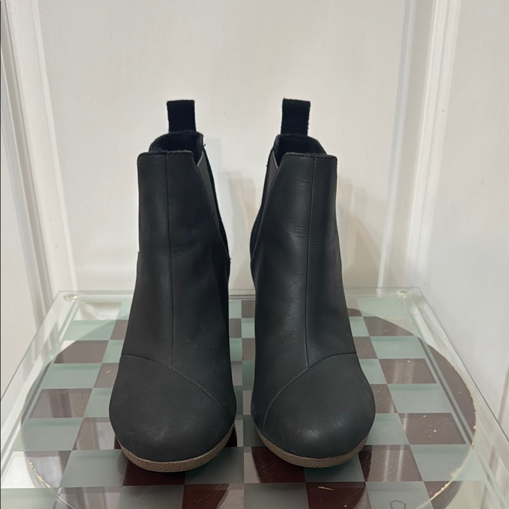 Tom’s Black Ankle Boots